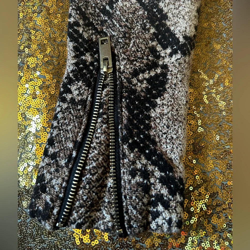H&M Women Snake Print Jacket with Metal details Color Brown Size 4 - Picture 3 of 14
